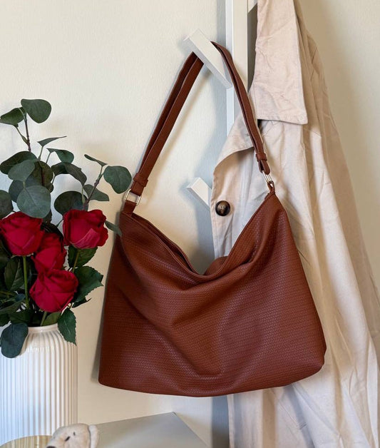 Scaled Leather Tote - Havan - Ella